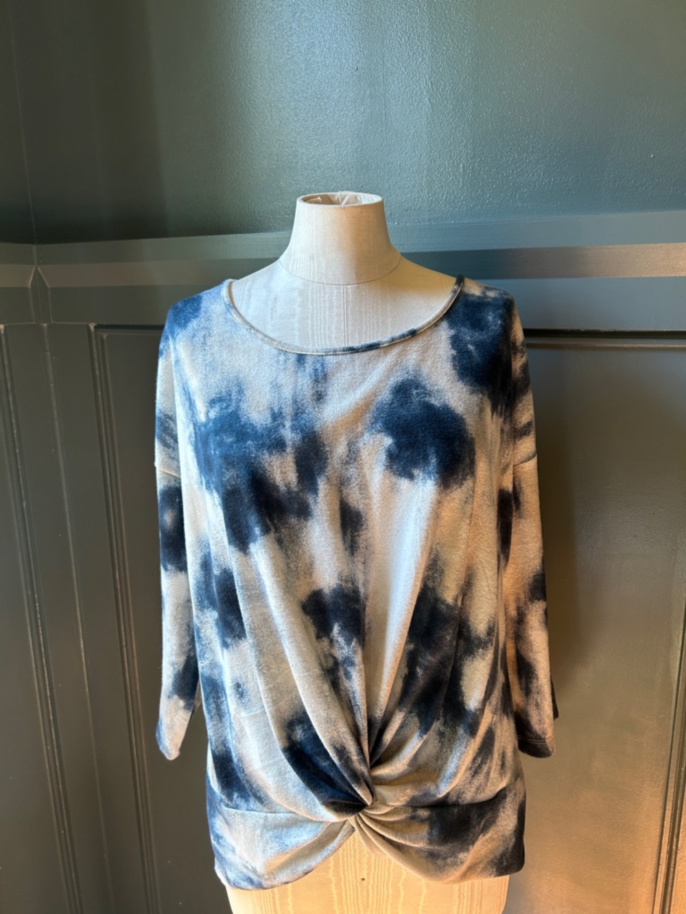 Womens Navy and Cream Tie-Dye Knot Front Long Sleeve Tee